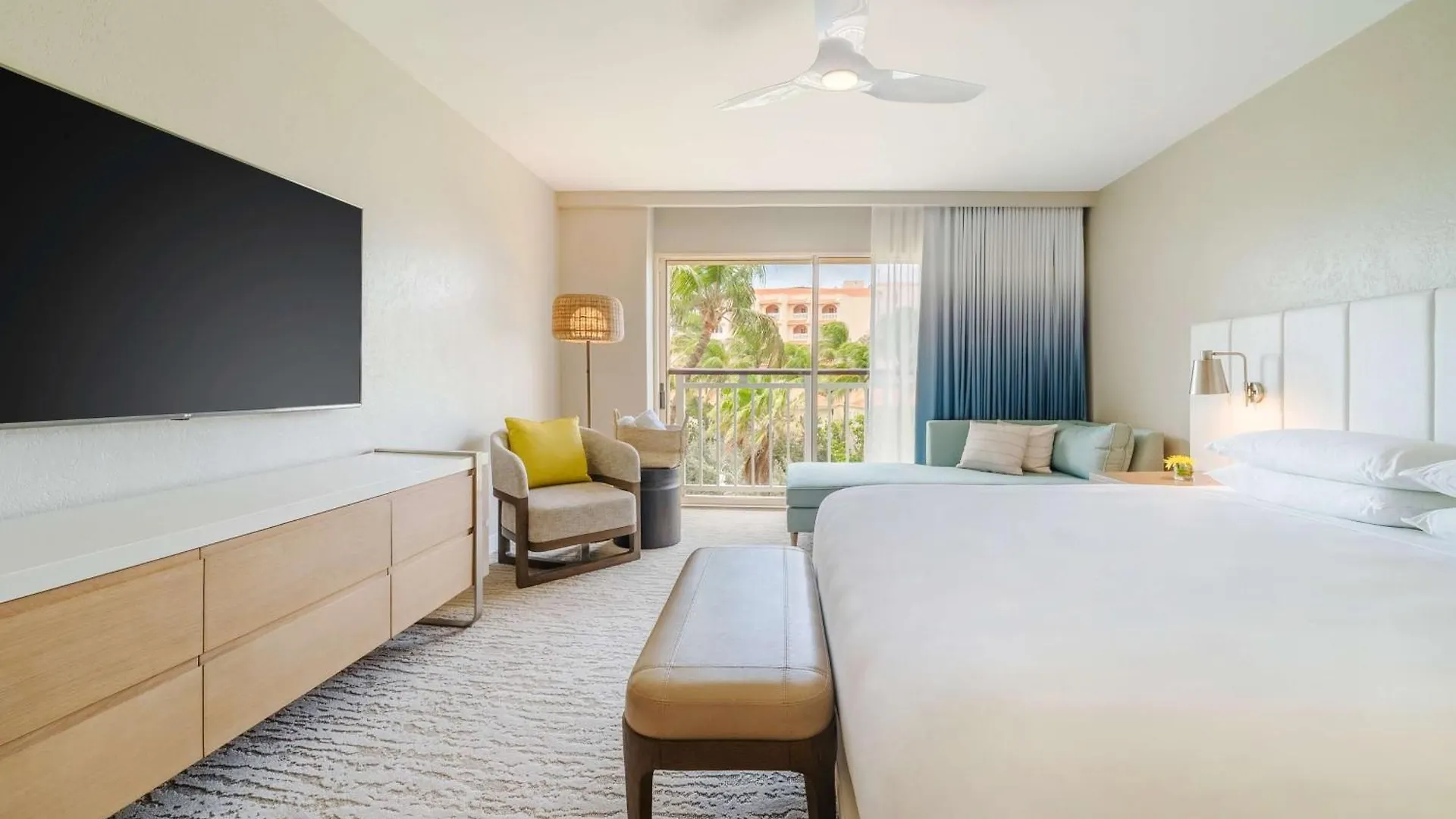 ****  Hyatt Regency Aruba Resort & Casino Palm Beach Aruba