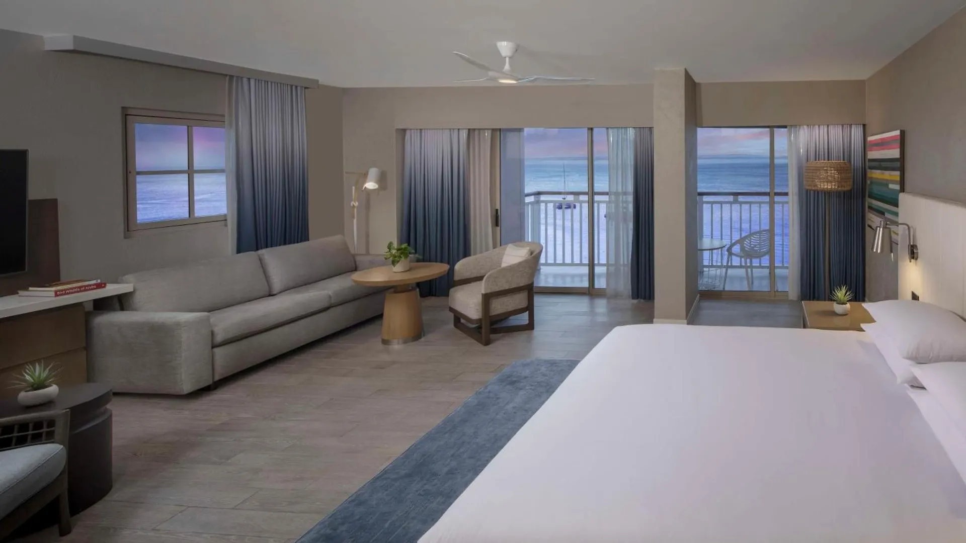 Hyatt Regency Aruba Resort&Casino Palm Beach 4*,