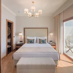 https://electra-palace.hotelschalkidiki.net